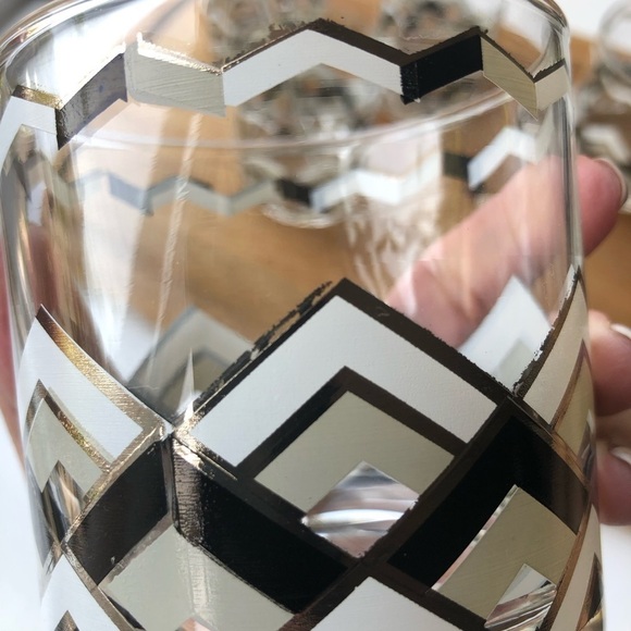 VINTAGE MCM short glass bar ware glasses black white metallic chevron print mod - Picture 10 of 11